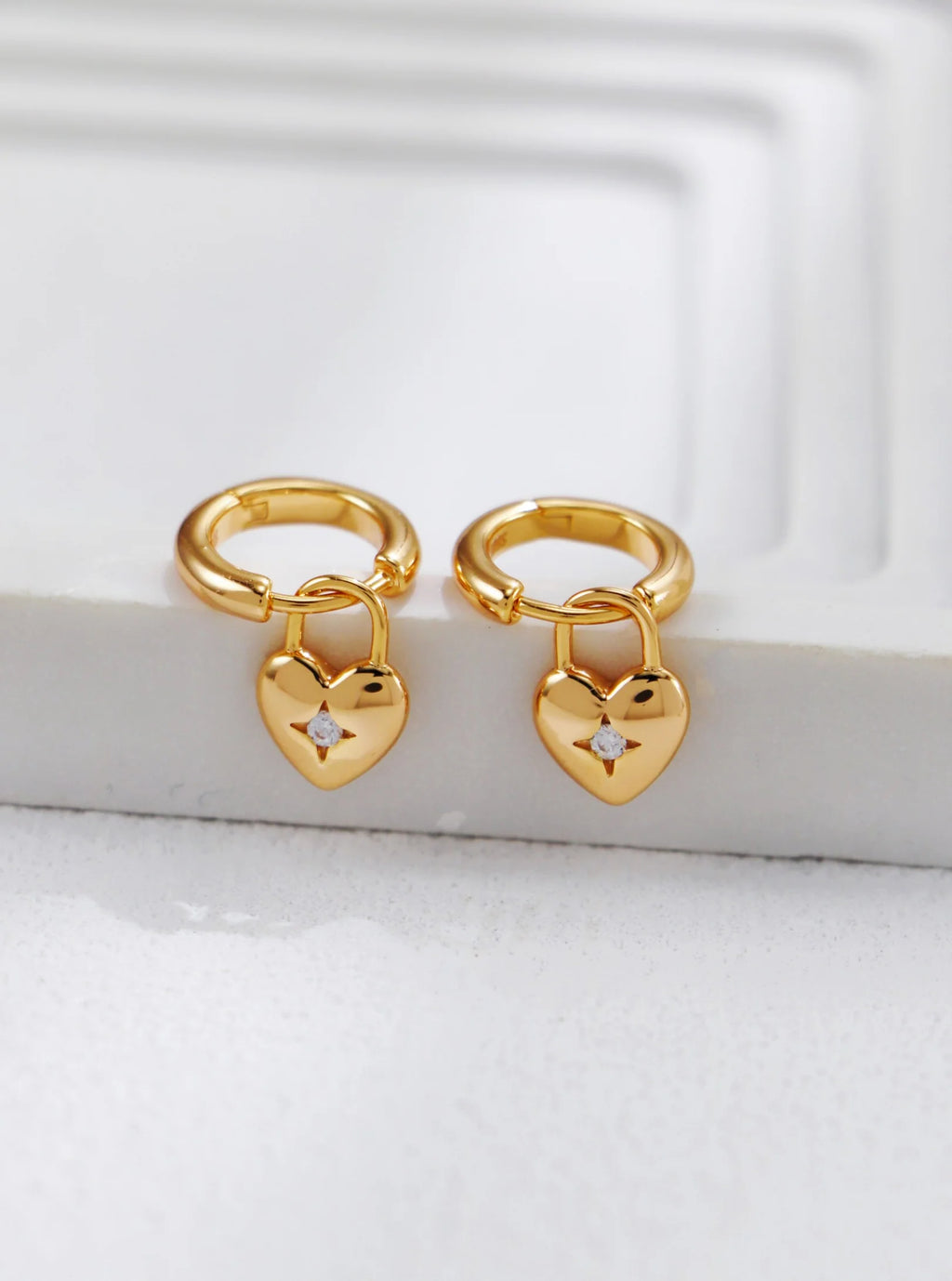 Heart-Shaped Zirconia Earrings