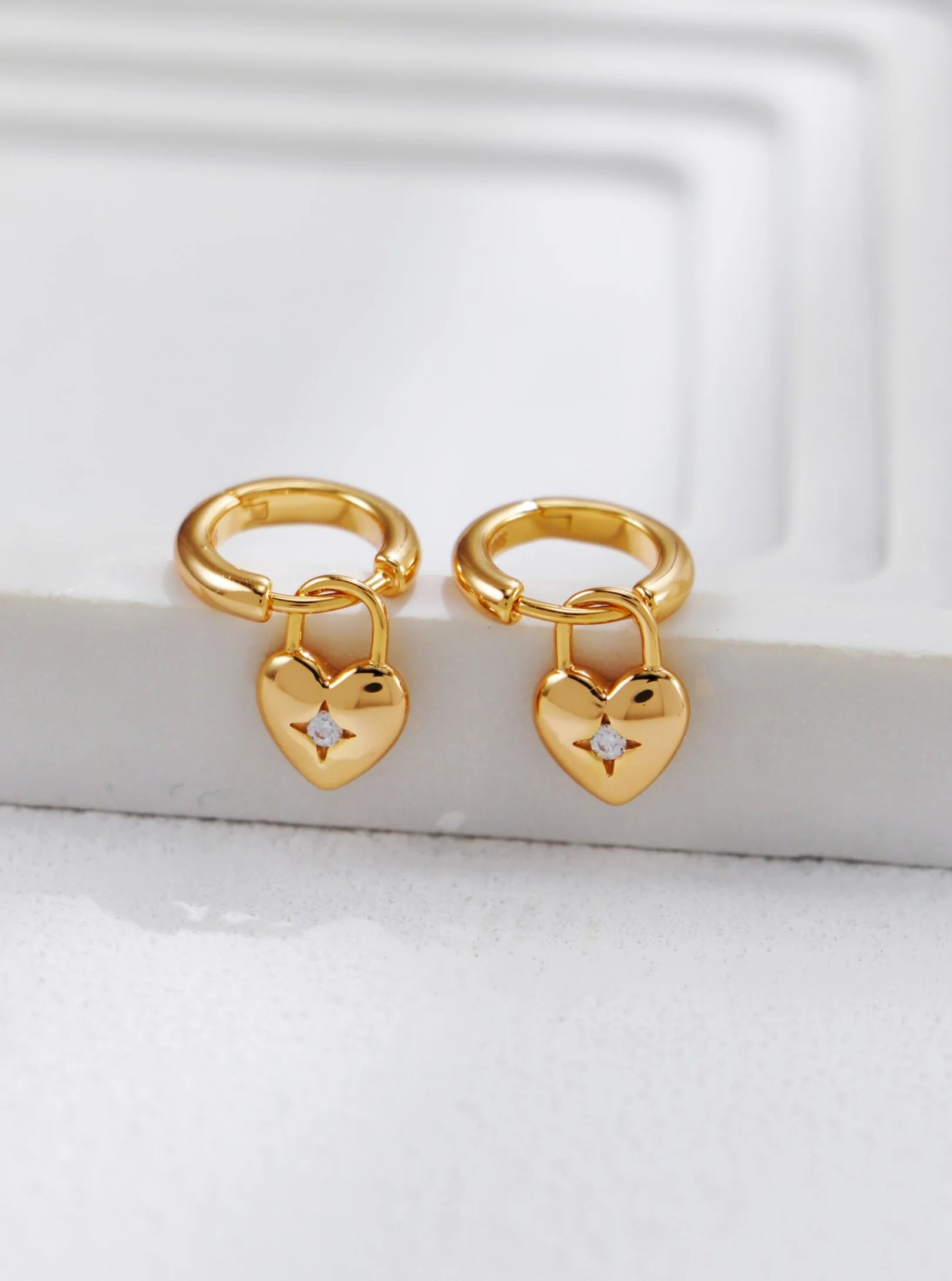 Heart-Shaped Zirconia Earrings