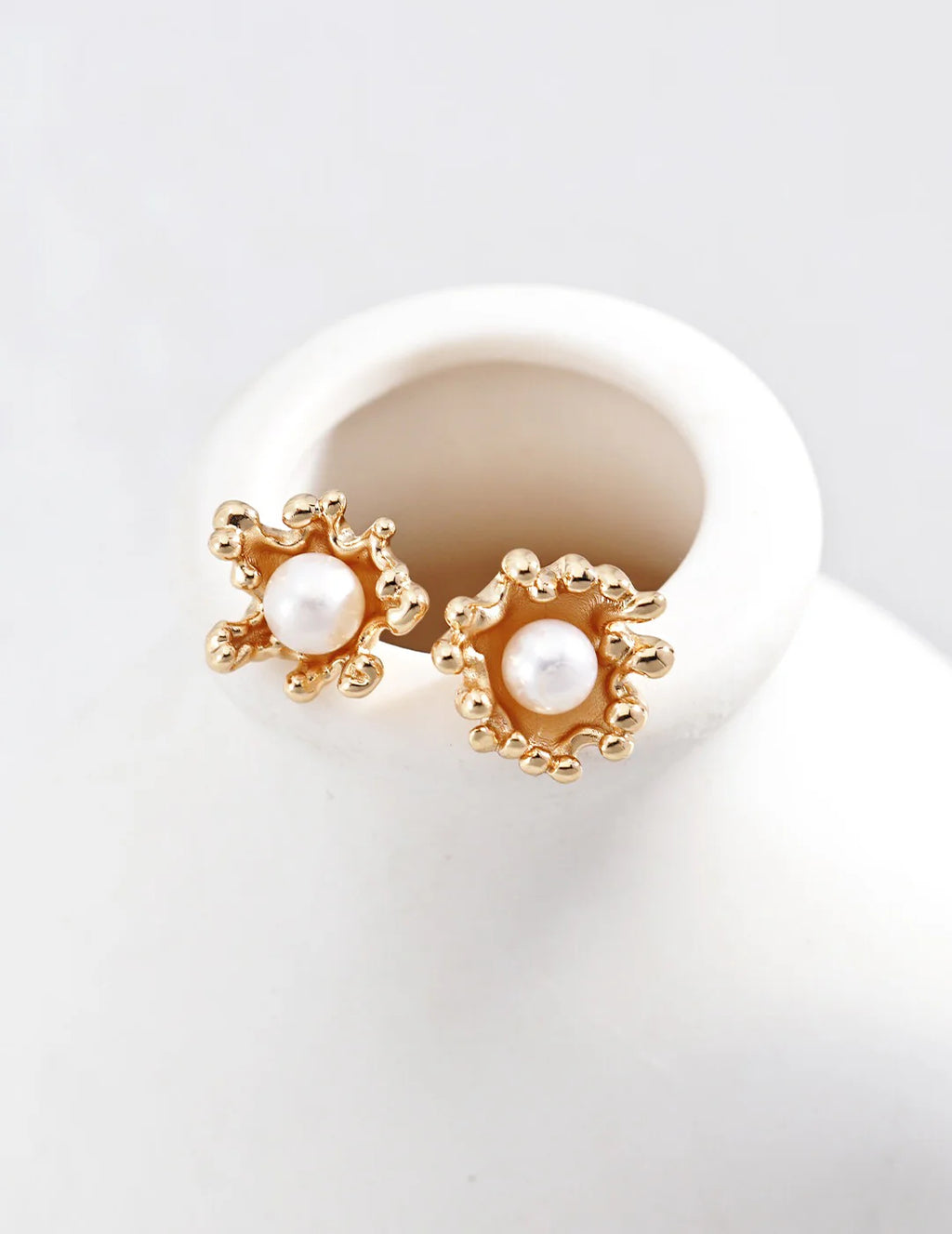 Wave Flowing Pearl Earrings