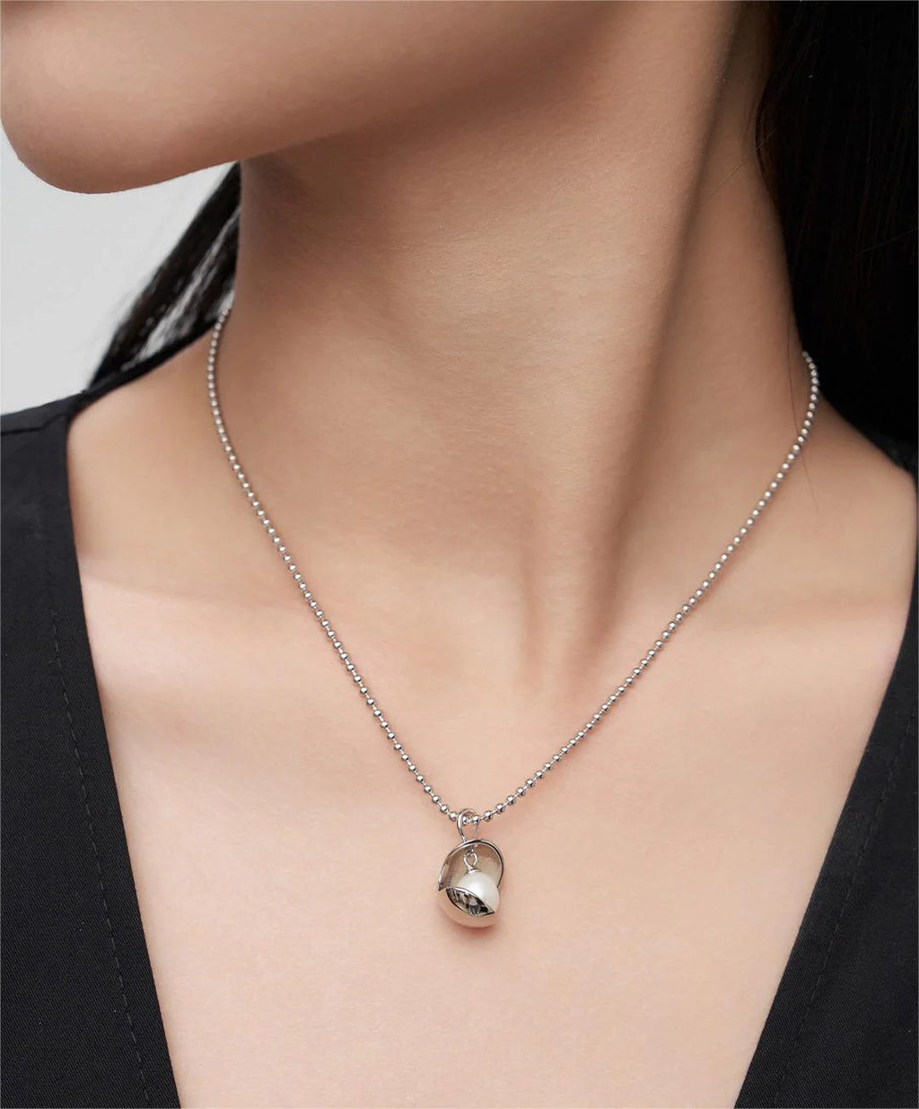 Open Ball Pearl Bead Necklace