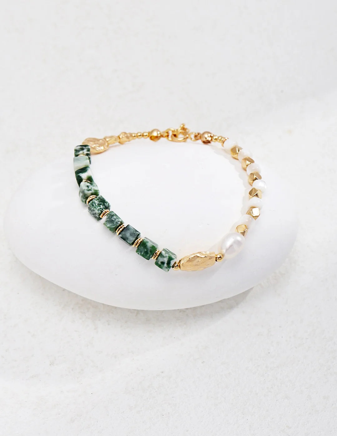 "Good Fortune" Qinghai Cui Jade Pearl Bracelet