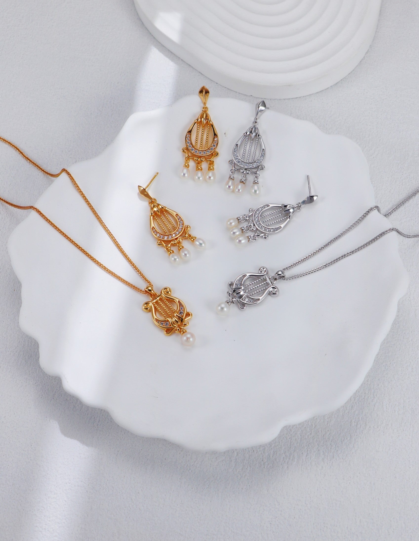 Harp Style Pearl Necklace / Earrings